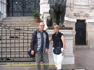 ORAN MAI 2008 3183 Daniel et Roselyne devant la mairie